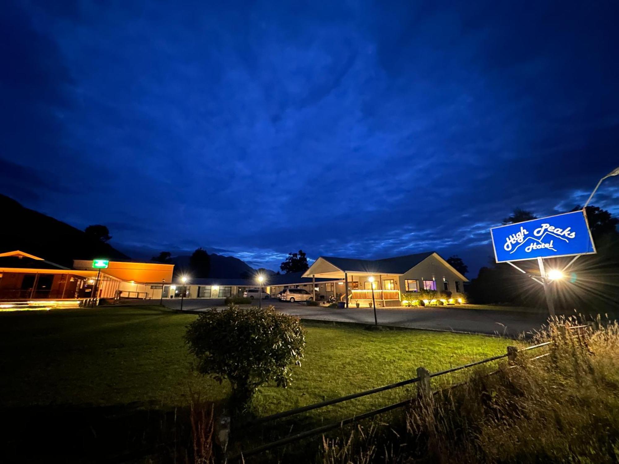 High Peaks Hotel Fox Glacier Ngoại thất bức ảnh