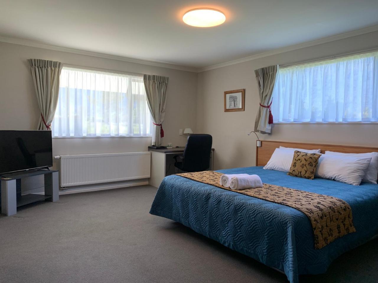 High Peaks Hotel Fox Glacier Ngoại thất bức ảnh